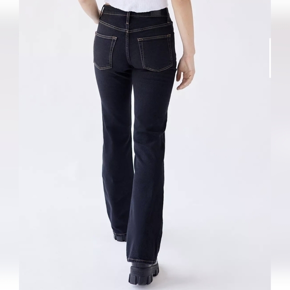 Urban Outfitters BDG 90s Mid Rise Boot Cut Jeans in Washed Black NWT - Picture 5 of 12